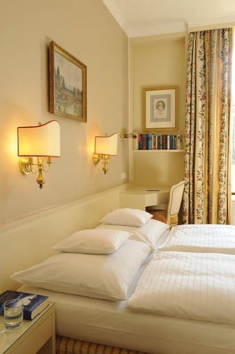 Bedroom 3, Hotel Splendid-Dollmann, München