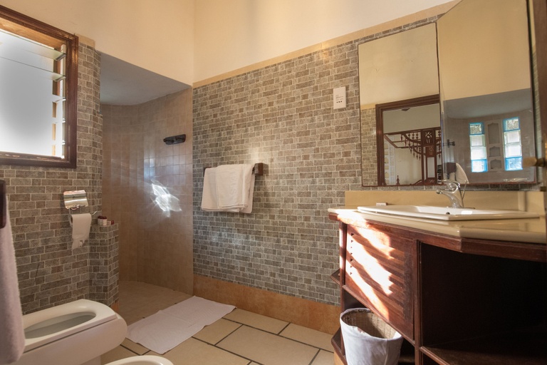 Bathroom 5, Kilifi Bay Beach Resort, Kilifi North