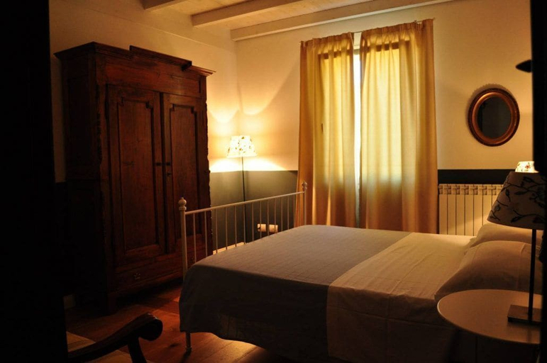 Bedroom 3, Podere L'Olmaia, Grosseto