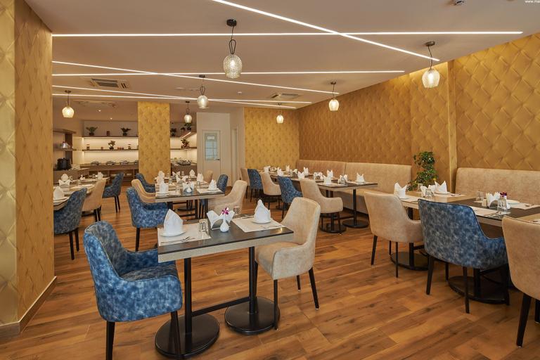 Food & Drinks 5, Regenta Inn Grand ORR Mahadevapura, Bangalore