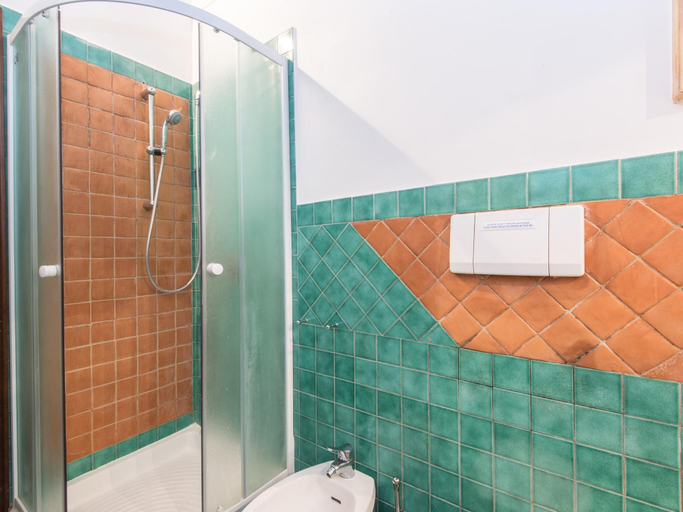 Bathroom 4, RSH Piazza Navona Charming Apartment 2, Rome