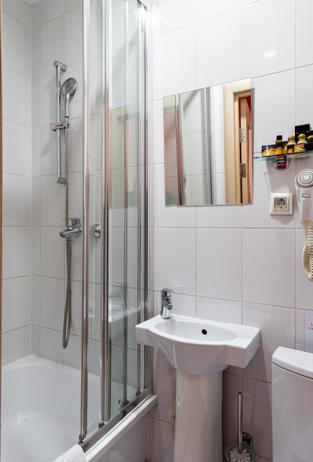 Bathroom 3, Hotel Key Element, Central
