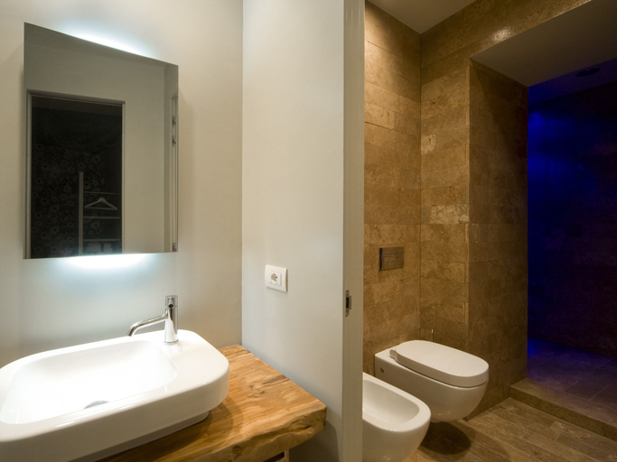 Bathroom 2, Le Civette, Ancona