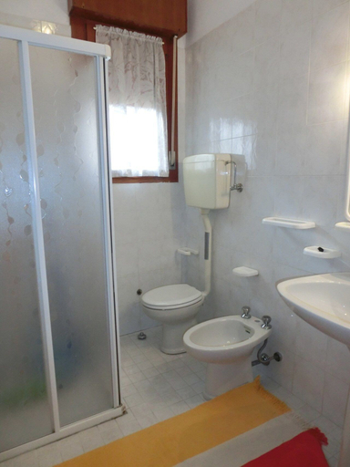 Bathroom 3, Villaggio Azzurro, Venezia