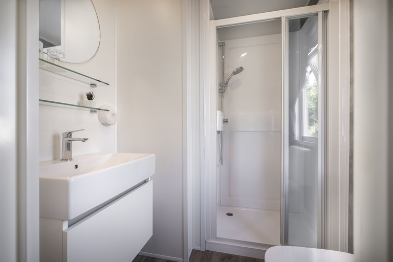 Bathroom 4, Maistra Camping Valkanela Mobile homes, Vrsar