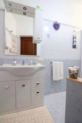 Bathroom 4, La Rosa del Sud, Napoli