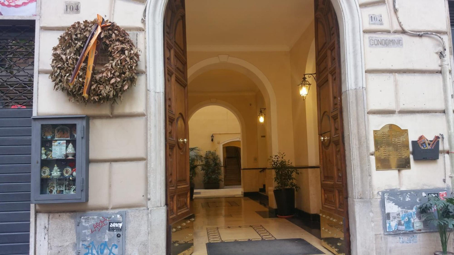 Exterior & Views 2, Merulana Holidays, Rome