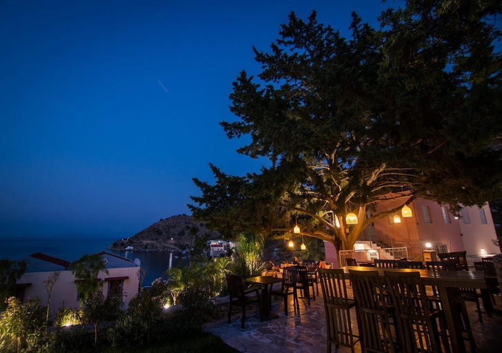 Exterior & Views 2, Niriides Hotel & Apartments, South Aegean