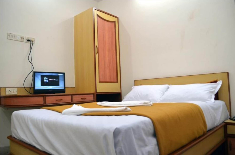 Bedroom 2, Hotel New Deepak, Mumbai City