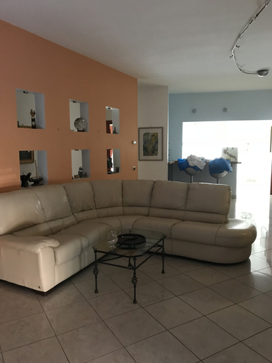 Others 5, B&B Ermes, Foggia