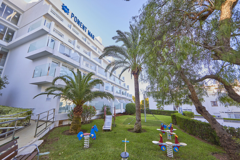 Exterior & Views 2, Aparthotel Ponent Mar, Baleares