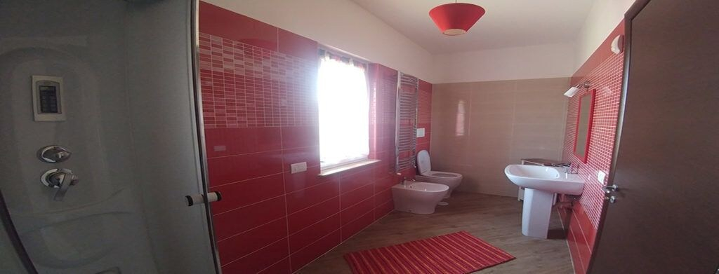 Bathroom 5, Villa Aurelio, Catanzaro