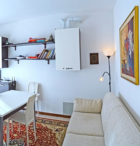 Living area 3, La Quiete 17 Holideal, Brescia