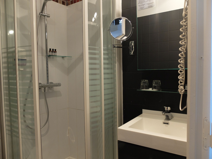 Bathroom 3, Hotel Aux Temps d'Em, Pas-de-Calais