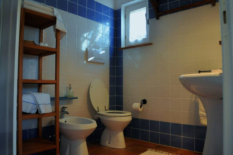 Bathroom 4, Podere L'Olmaia, Grosseto