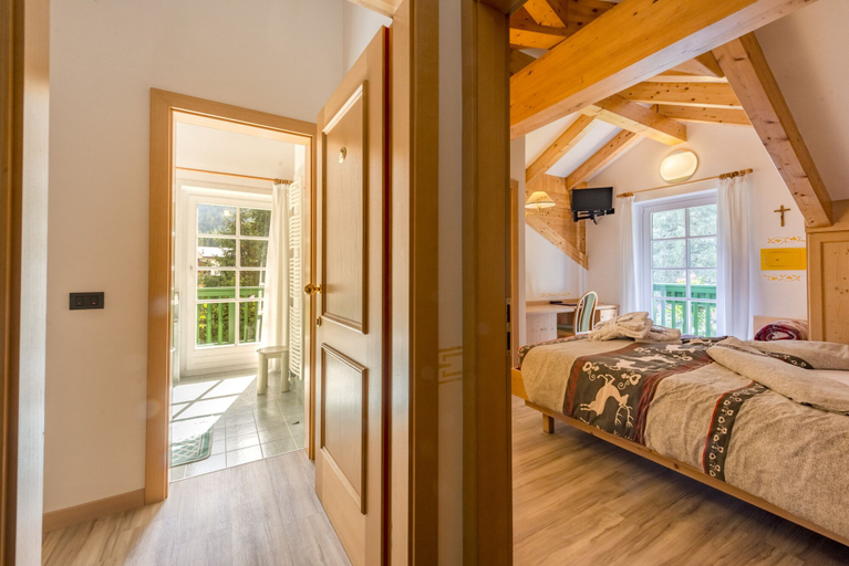 Bedroom 4, Hotel Villa Rosella, Trento