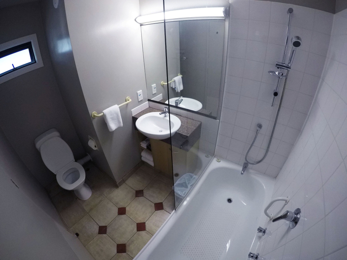 Bathroom 4, The Godley Hotel, Mackenzie