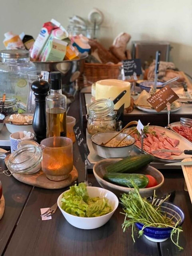 Food & Drinks 3, Surfviken, Stenungsund