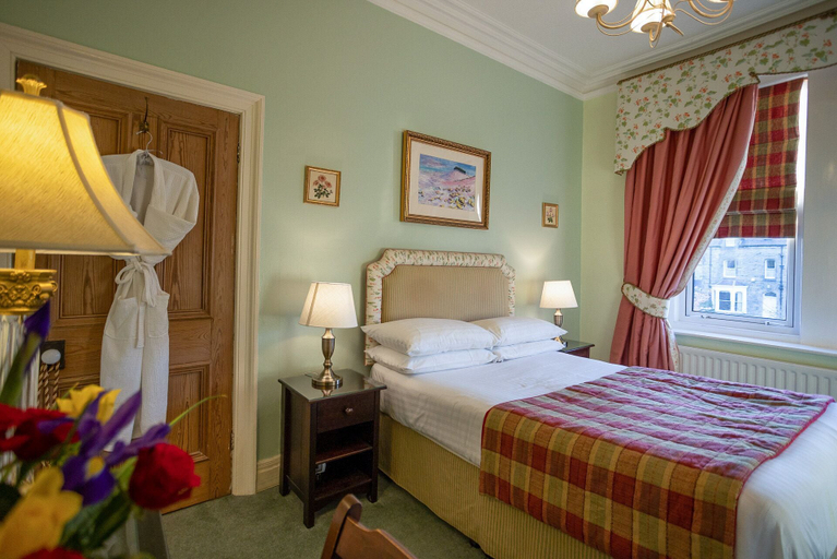Bedroom 2, Homelands Guest House, Durham