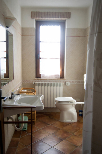 Bathroom, Agriturismo Aiola, Grosseto