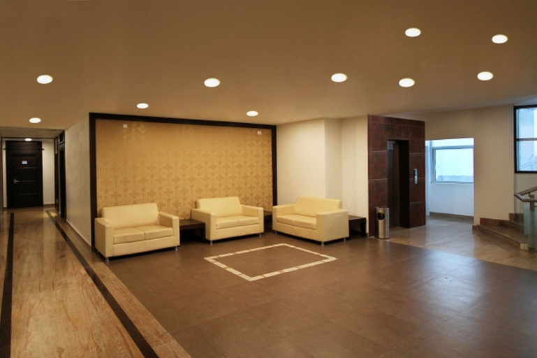 Others 5, Ni Ambaari Suites, Mysore