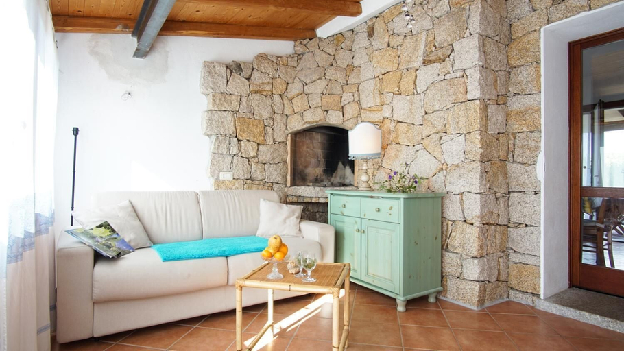 Living room 5, Villetta Sartori, Olbia-Tempio