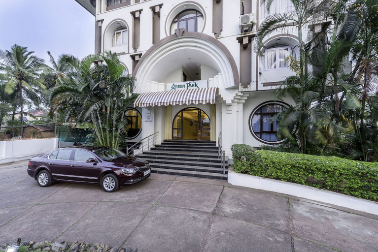 Exterior & Views 2, Treebo Green Park, North Goa