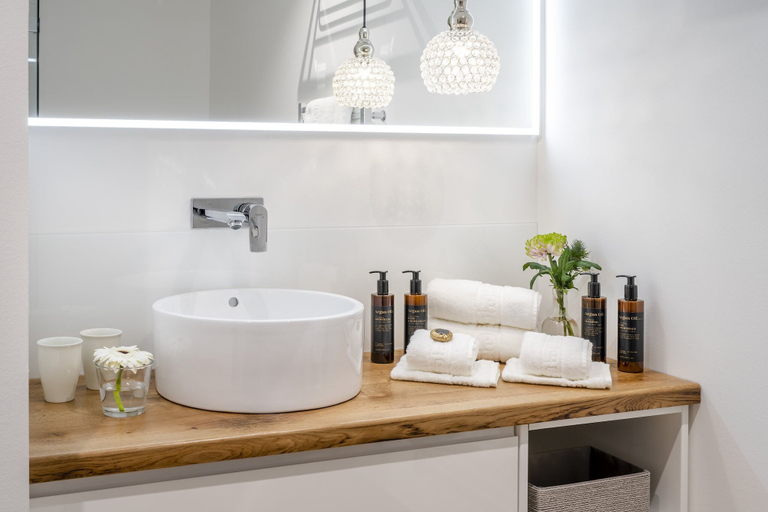 Bathroom 5, Boutique Hotel Relais Chalet Wilhelmy, Miesbach