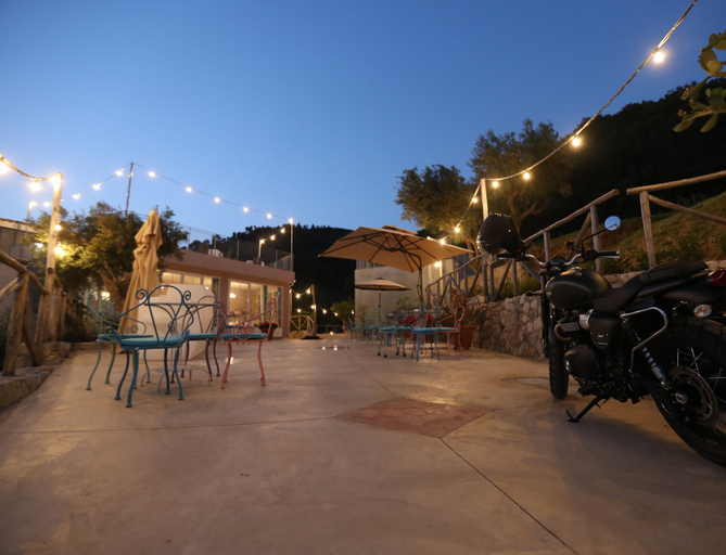 Exterior & Views 2, Borgo Rosso di Sera Resort Country Chic, Cosenza
