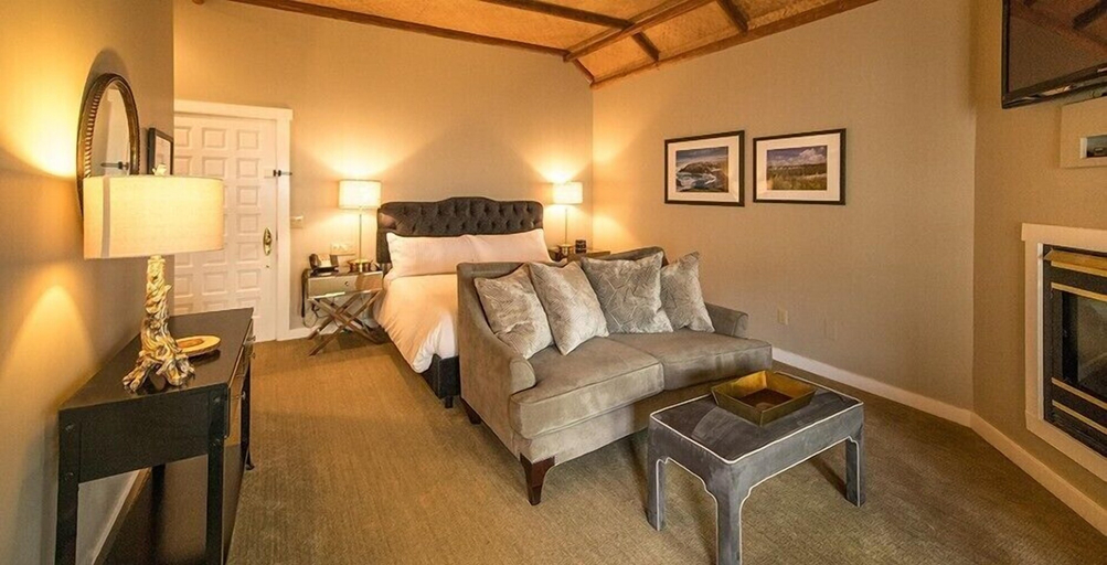 Bedroom 3, MacCallum House Inn, Mendocino