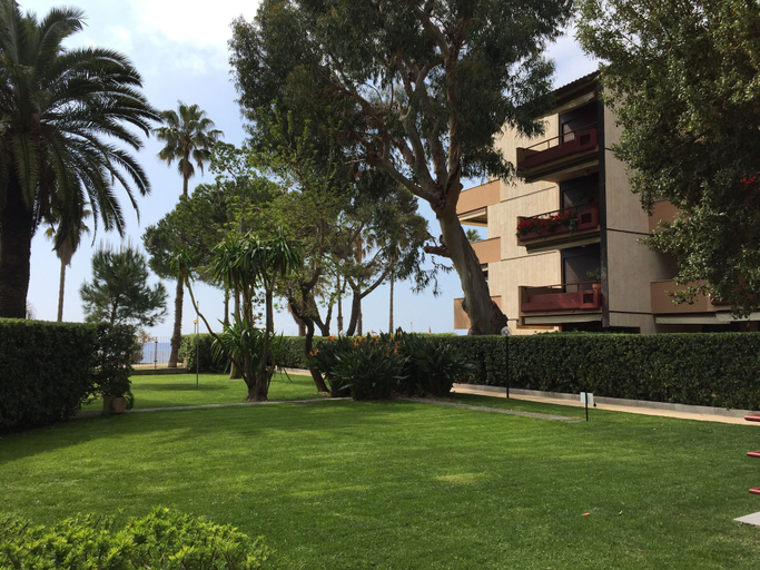 Property grounds 3, Casa Azalea, Imperia