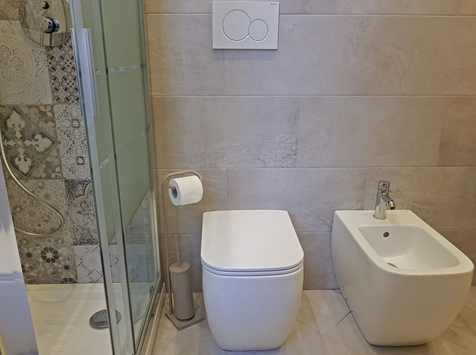 Bathroom 5, Volta 61 Apartments, Como