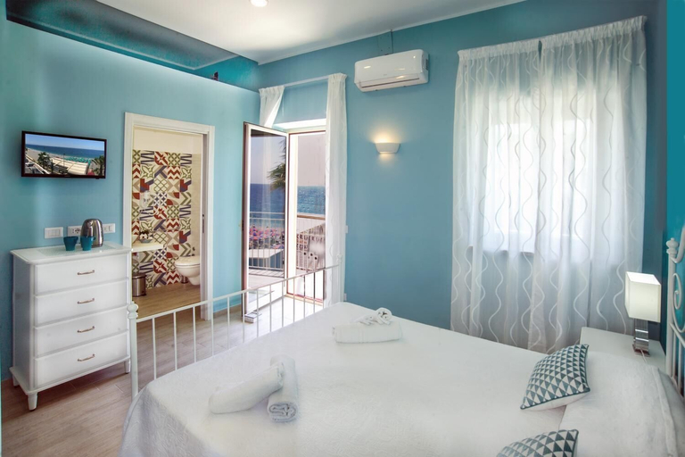 Bedroom 4, Ciao Ciao Rooms, Messina