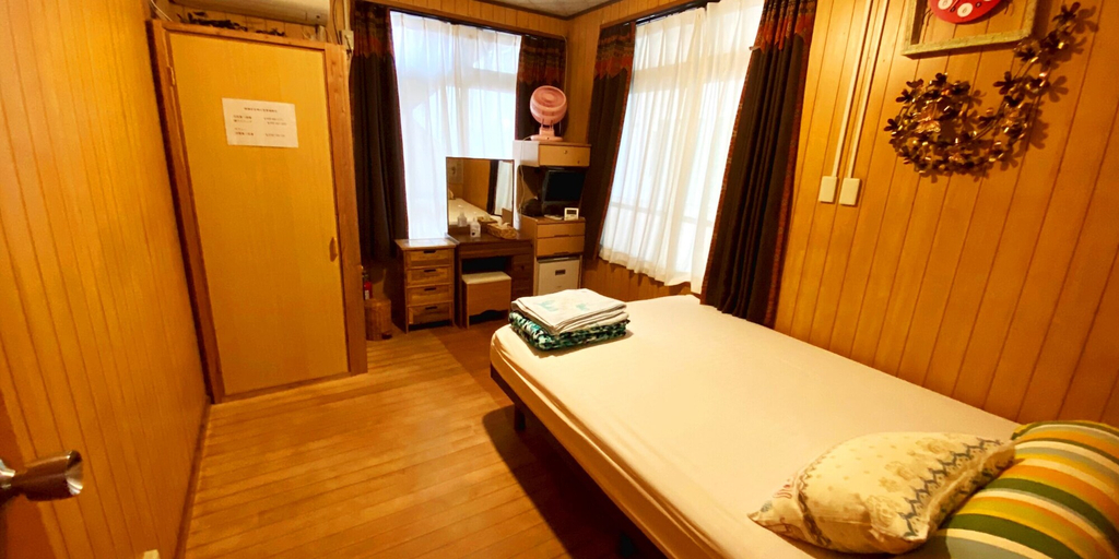 Bedroom 2, Guesthouse Icyaribacyoude, Naha