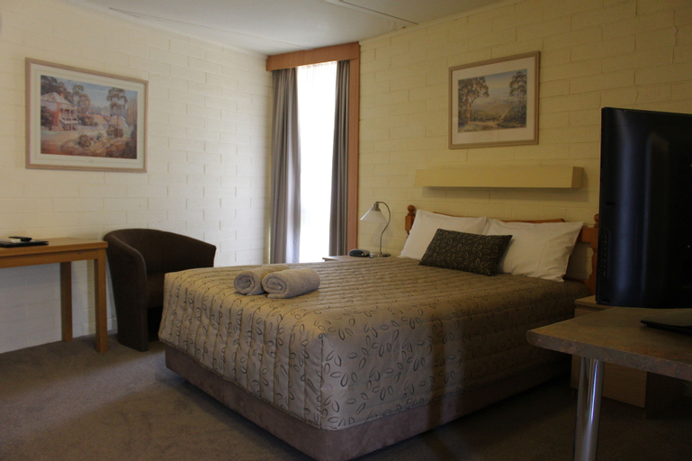Bedroom 23