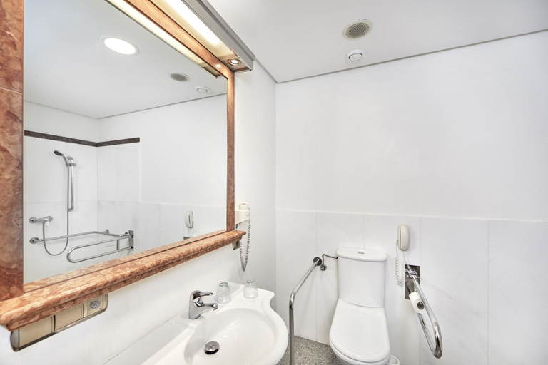 Bathroom 5, Hotel Bordoy Continental Palma, Baleares