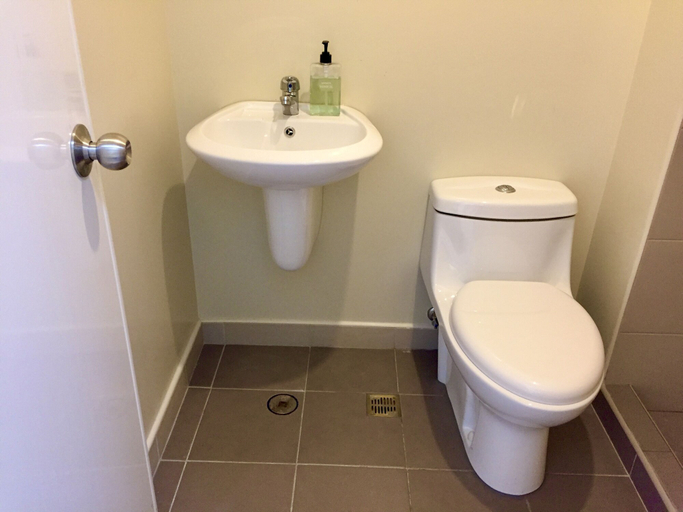 Bathroom, Avida Towers Condotel, Davao City