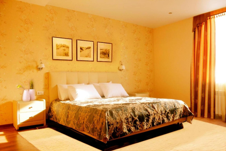 Bedroom 2, Hotel Crystal, Vysokogorskiy rayon