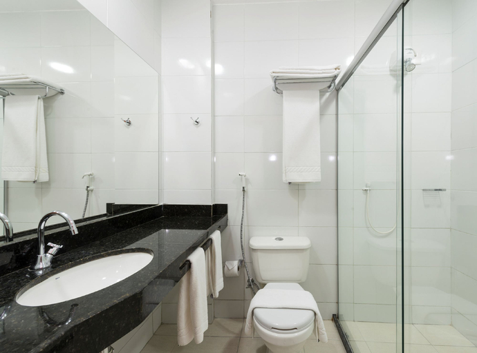 Bathroom 5, Arrey Gran Hotel, Teresina