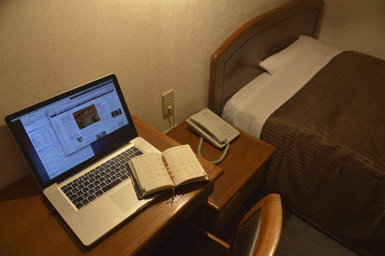 Bedroom 3, Famy Inn Makuhari, Narashino