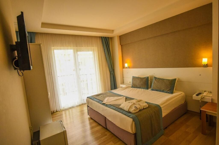 Bedroom 3, Parion House Hotel, Merkez