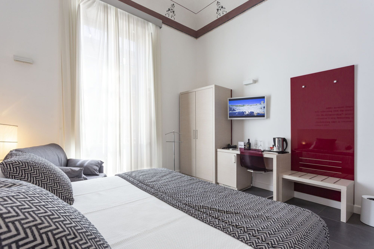 Bedroom 30