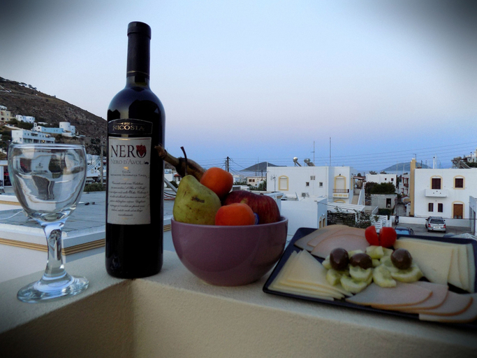 Food & Drinks 4, Anemi Leros Apartments, South Aegean