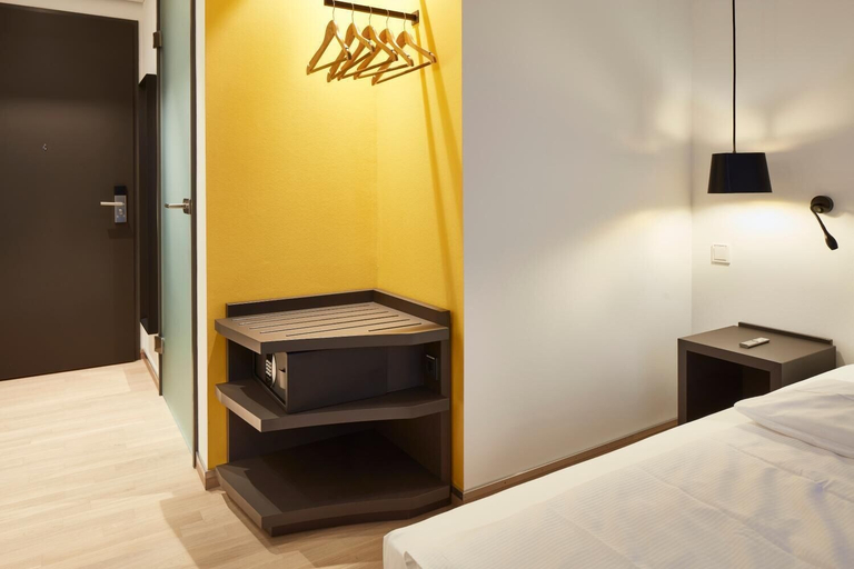 Bedroom 3, Hotel im LESKANpark, Köln