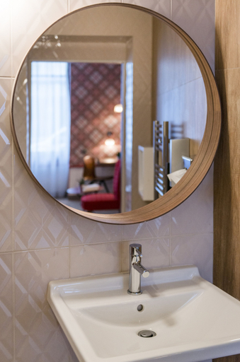 Bathroom 4, Hôtel Boris V. by Happyculture, Hauts-de-Seine