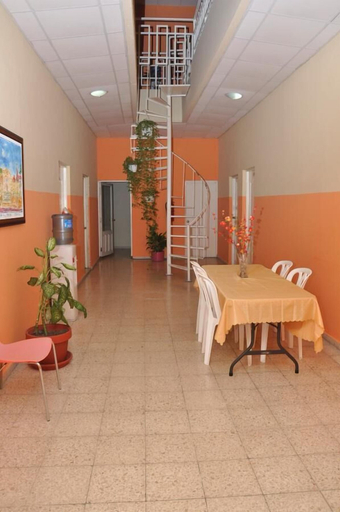 Others 4, Hotel Monumental, Distrito Nacional