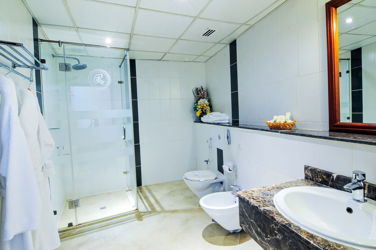 Bathroom 5, Ramee California Juffair, Manama