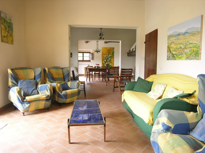 Others 4, Tenuta Monti, Florence