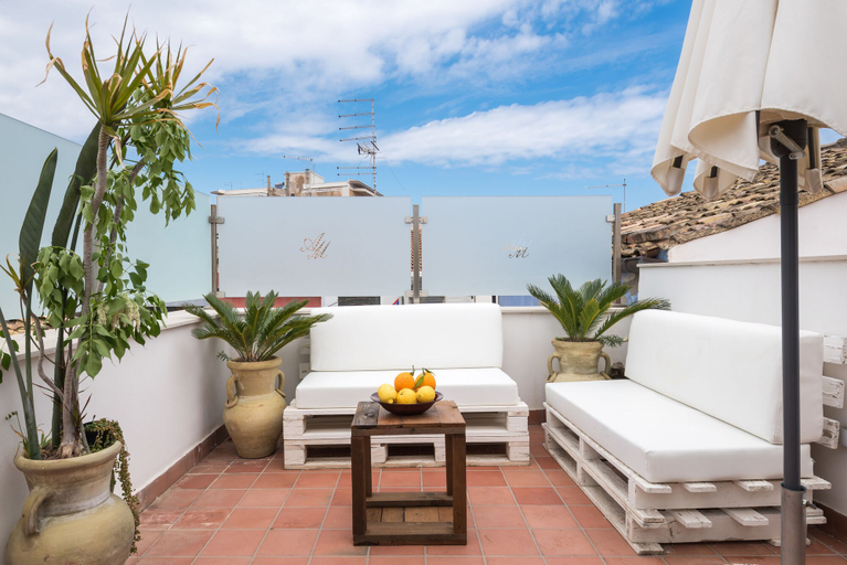Others 3, AM Suite with Terrace by Wonderful Italy, Syracuse