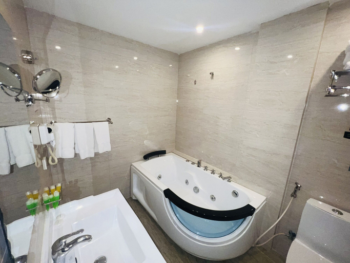 Bathroom 5, P Quattro Relax Hotel, Wadi Musa
